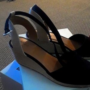 Women's canvas sandals